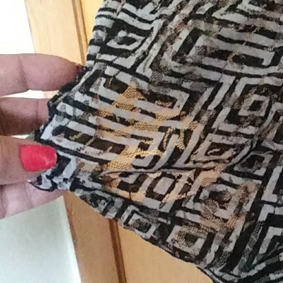 Top - Picture 2 of 6